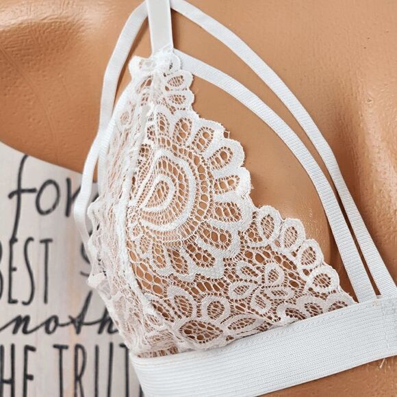 NIB Wild Obsession Bralette Medium: Alluring Comfort NIB - Picture 3 of 8